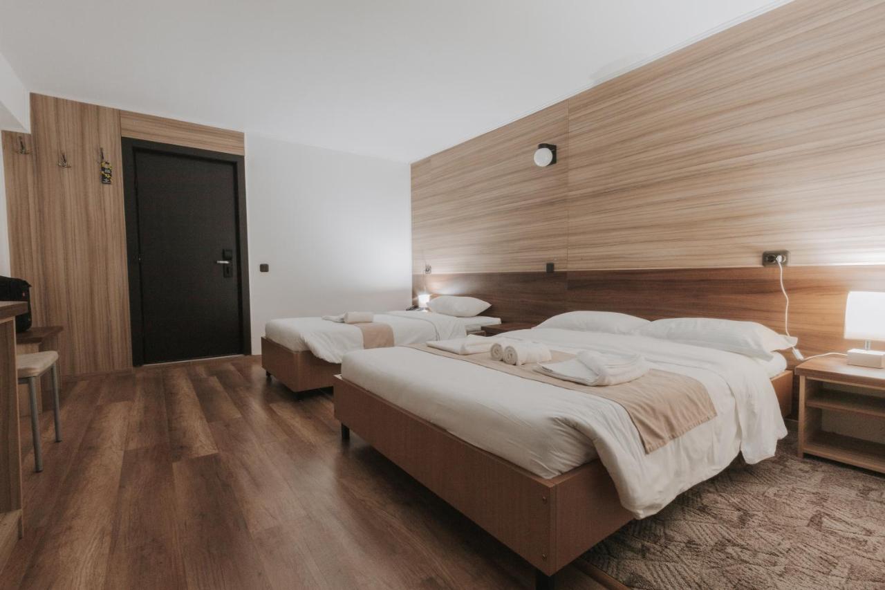 Hotel Apollo Central Sibiu Exterior photo