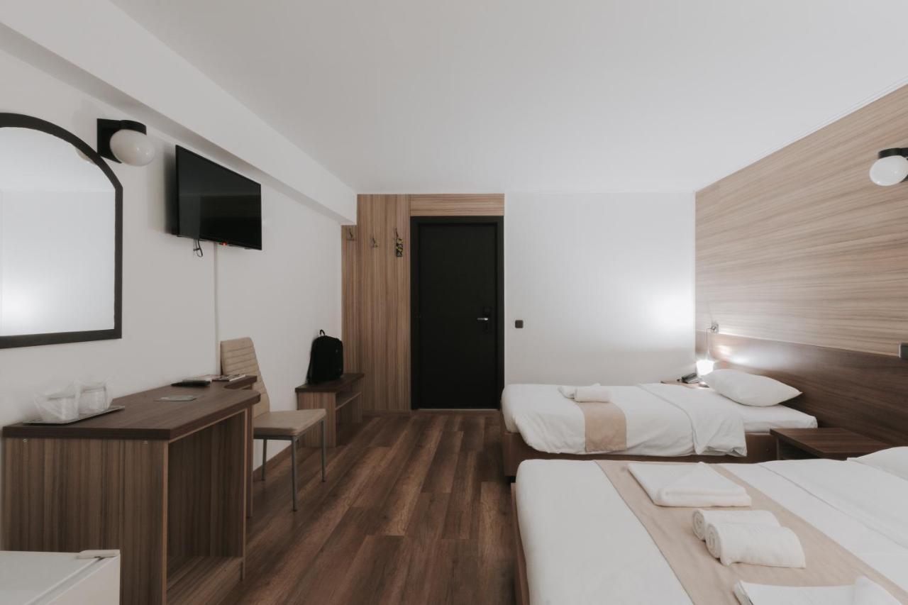 Hotel Apollo Central Sibiu Exterior photo