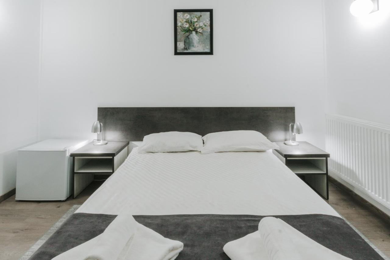 Hotel Apollo Central Sibiu Exterior photo