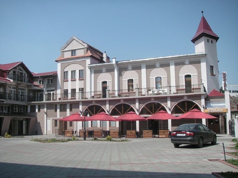 Hotel Apollo Central Sibiu Exterior photo